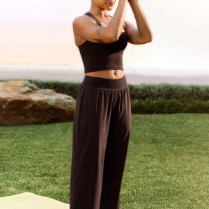 glowzone? Hybrid Straight Leg Pant 31