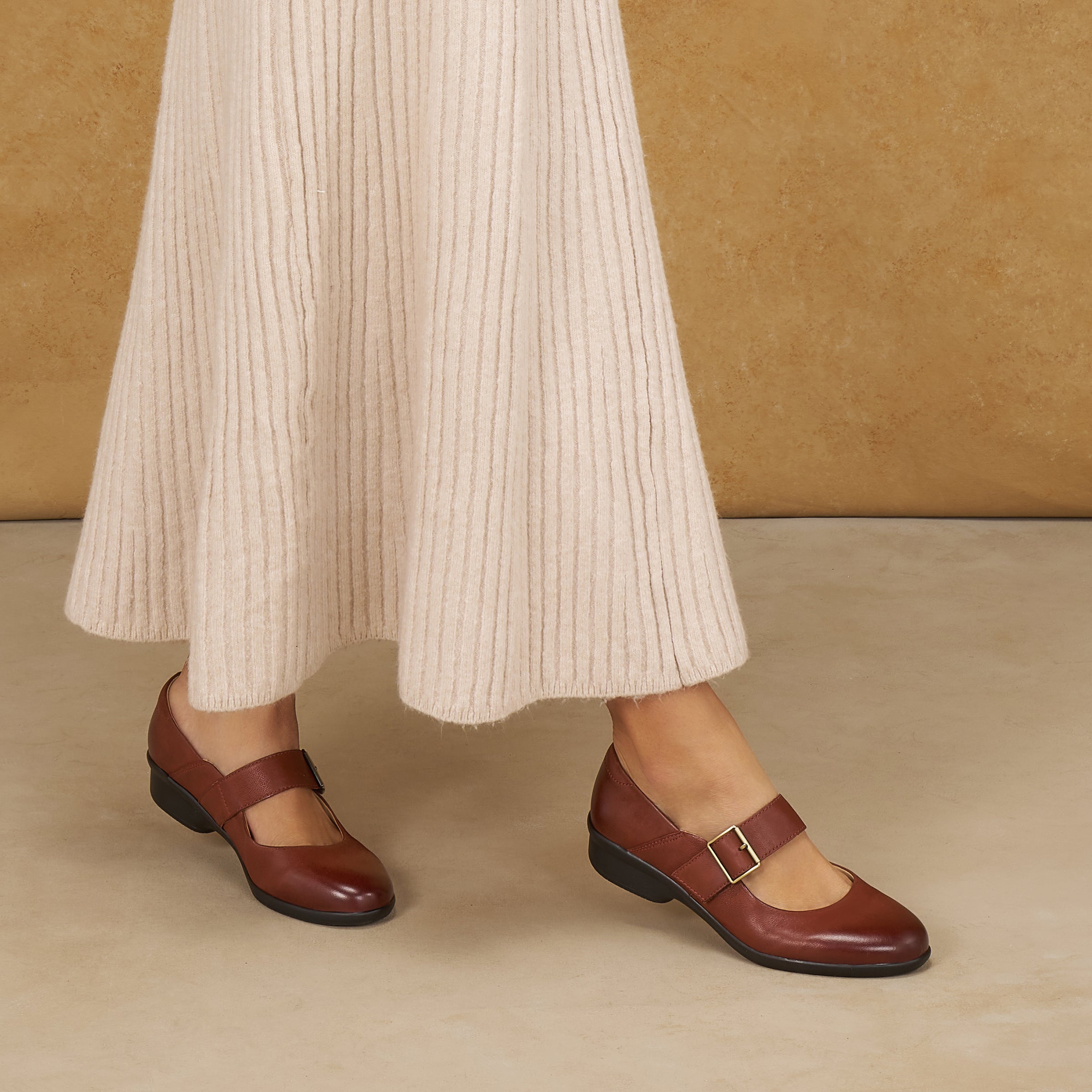 Collette Russet Burnished Nubuck - Image 6