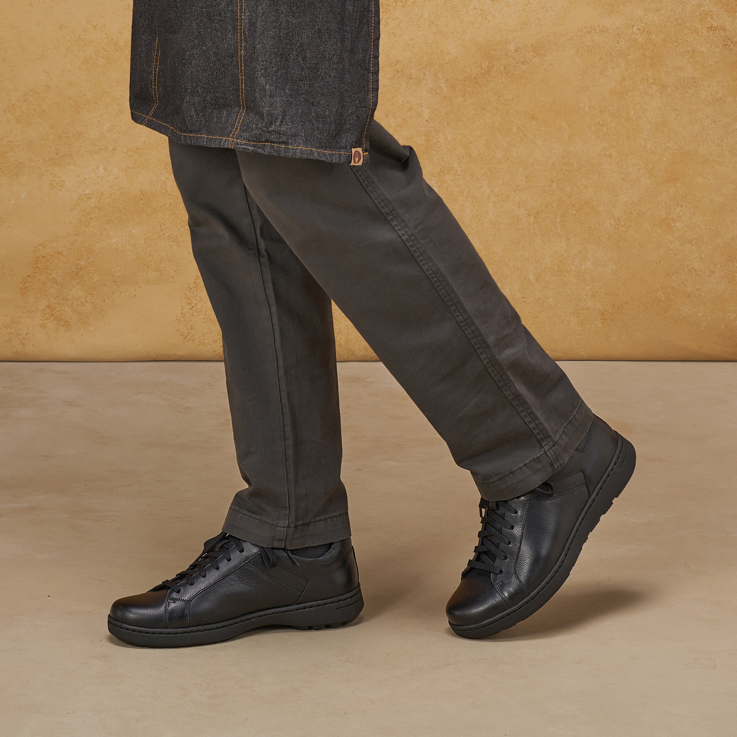 Timothy Black Waterproof - Image 5