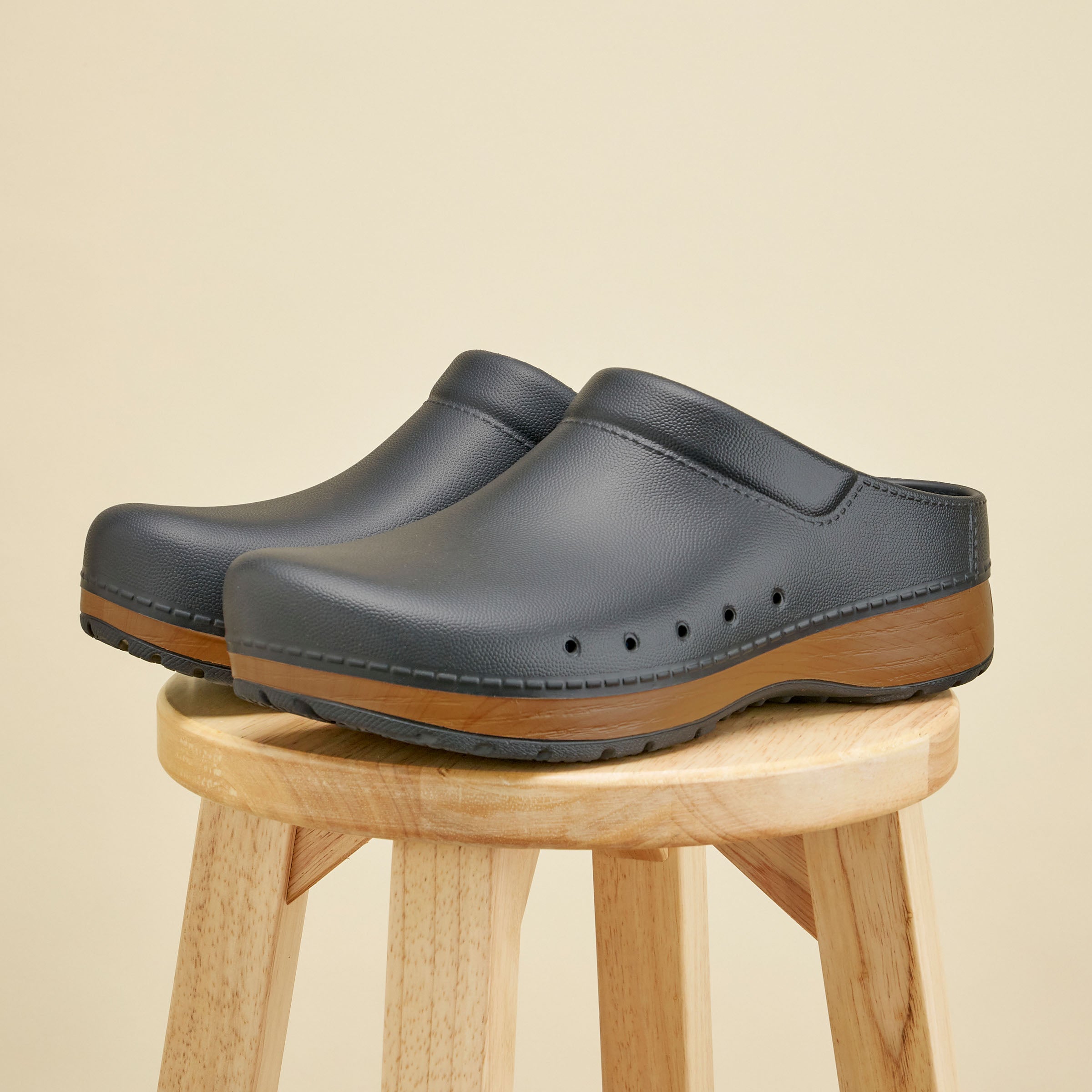 Kane Mens Black Mule - Image 2
