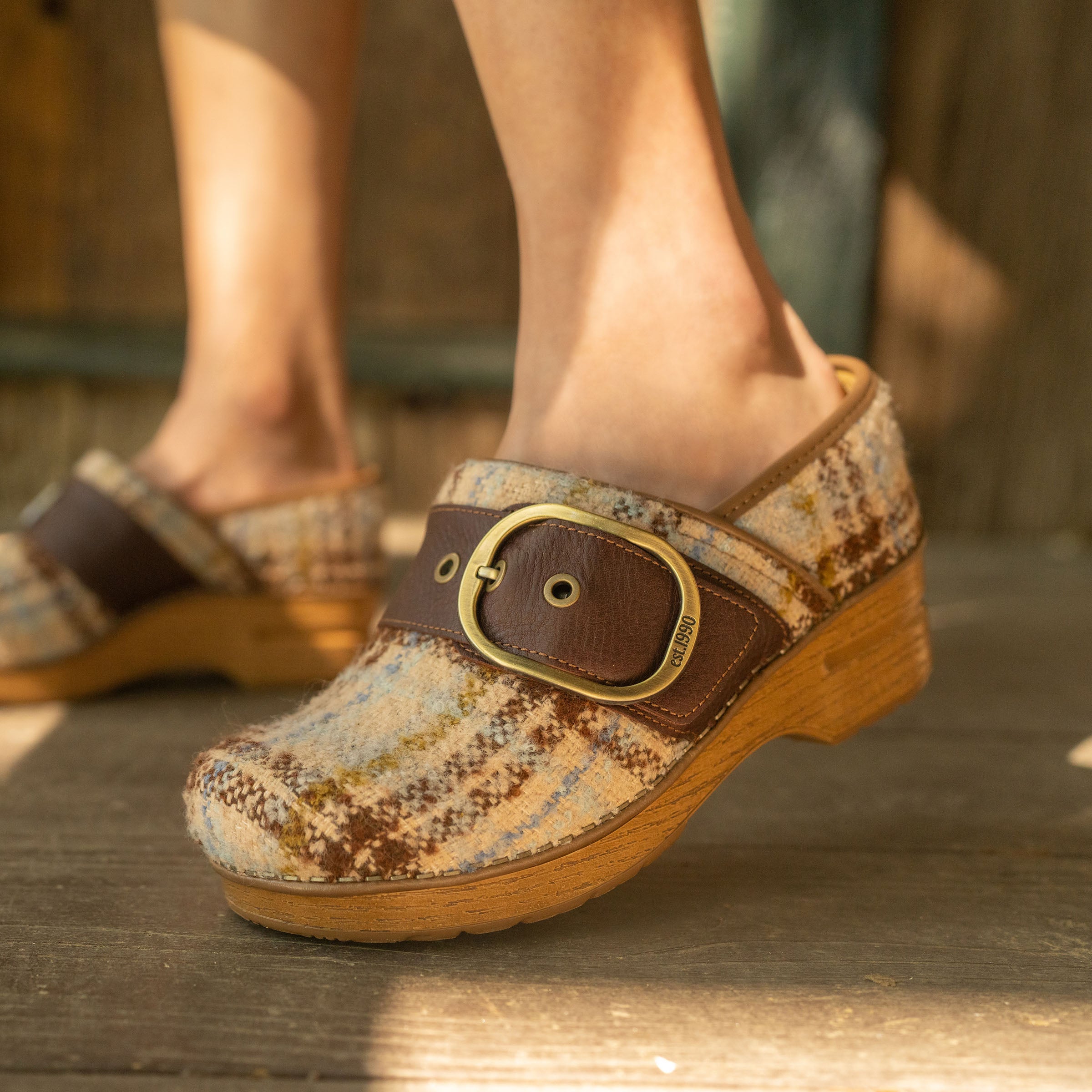 Pearson Clog Tan Plaid - Image 2