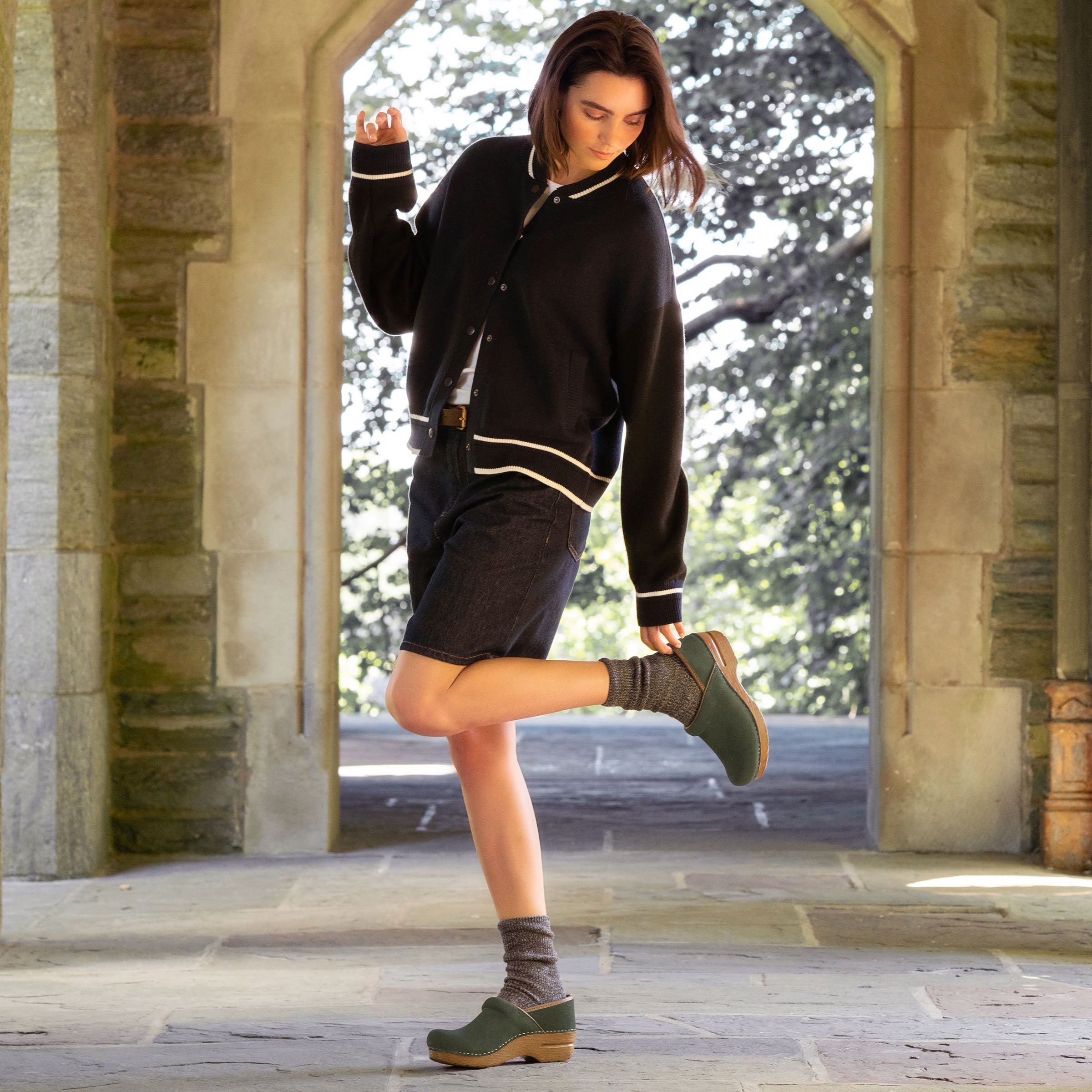 Professional Evergreen Suede - Image 5