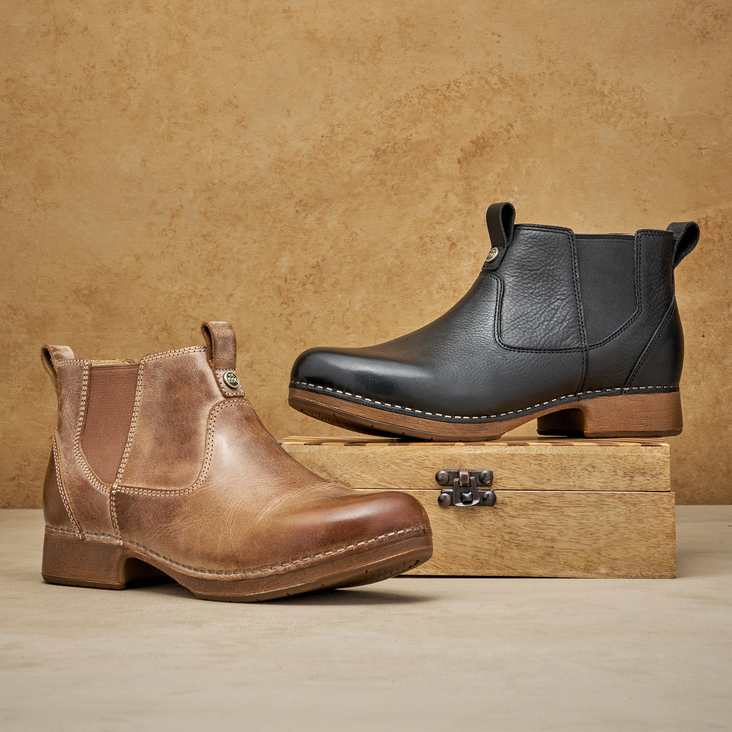 Michele Black Waxy Milled - Image 2