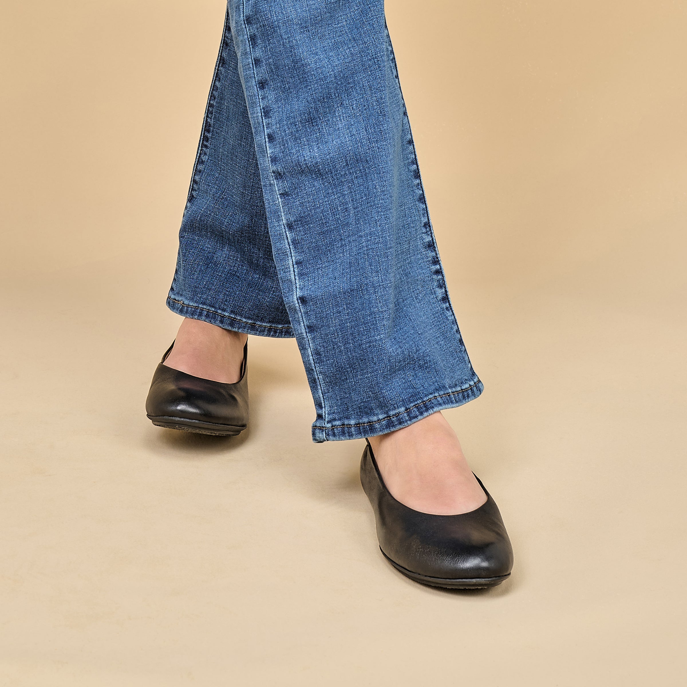 Mollie Black Nappa - Image 5
