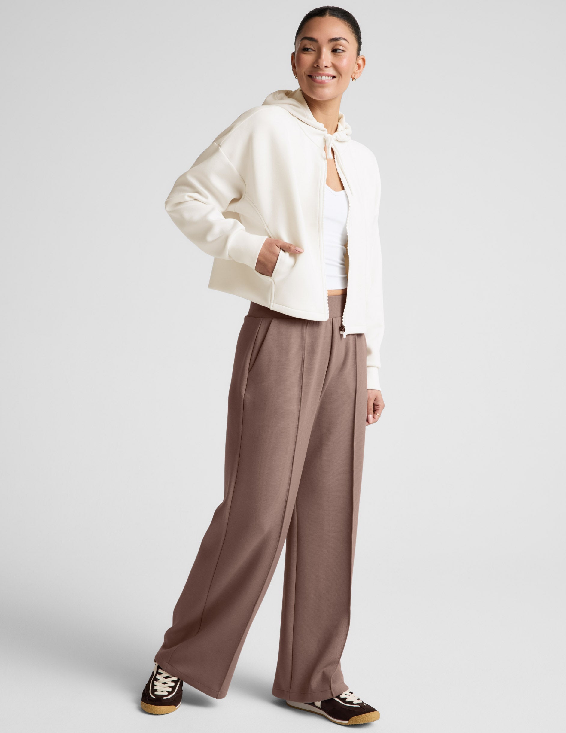 SoftSpring Wide Leg Pant 31 - Image 2