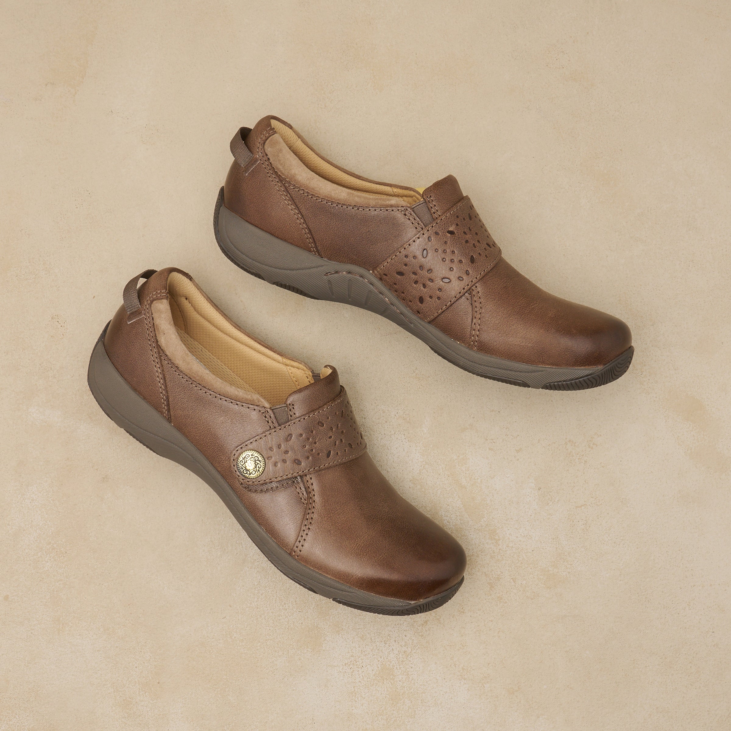 Sallie Stone Waxy Burnished - Image 7