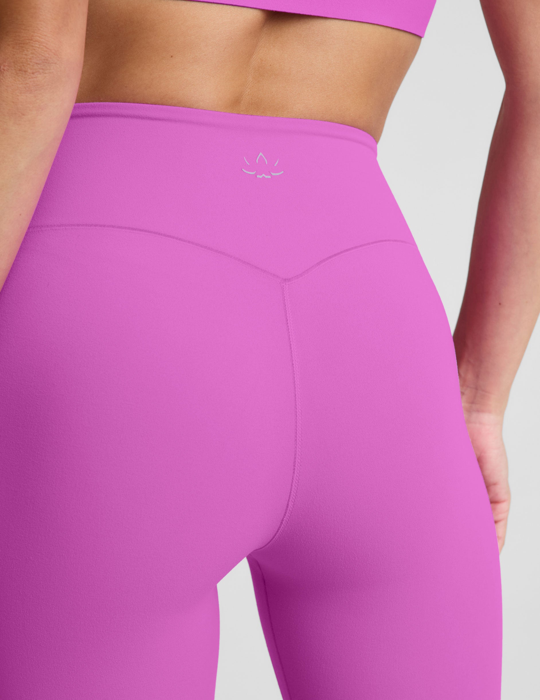 glowzone? High Waisted Midi Legging - Image 5