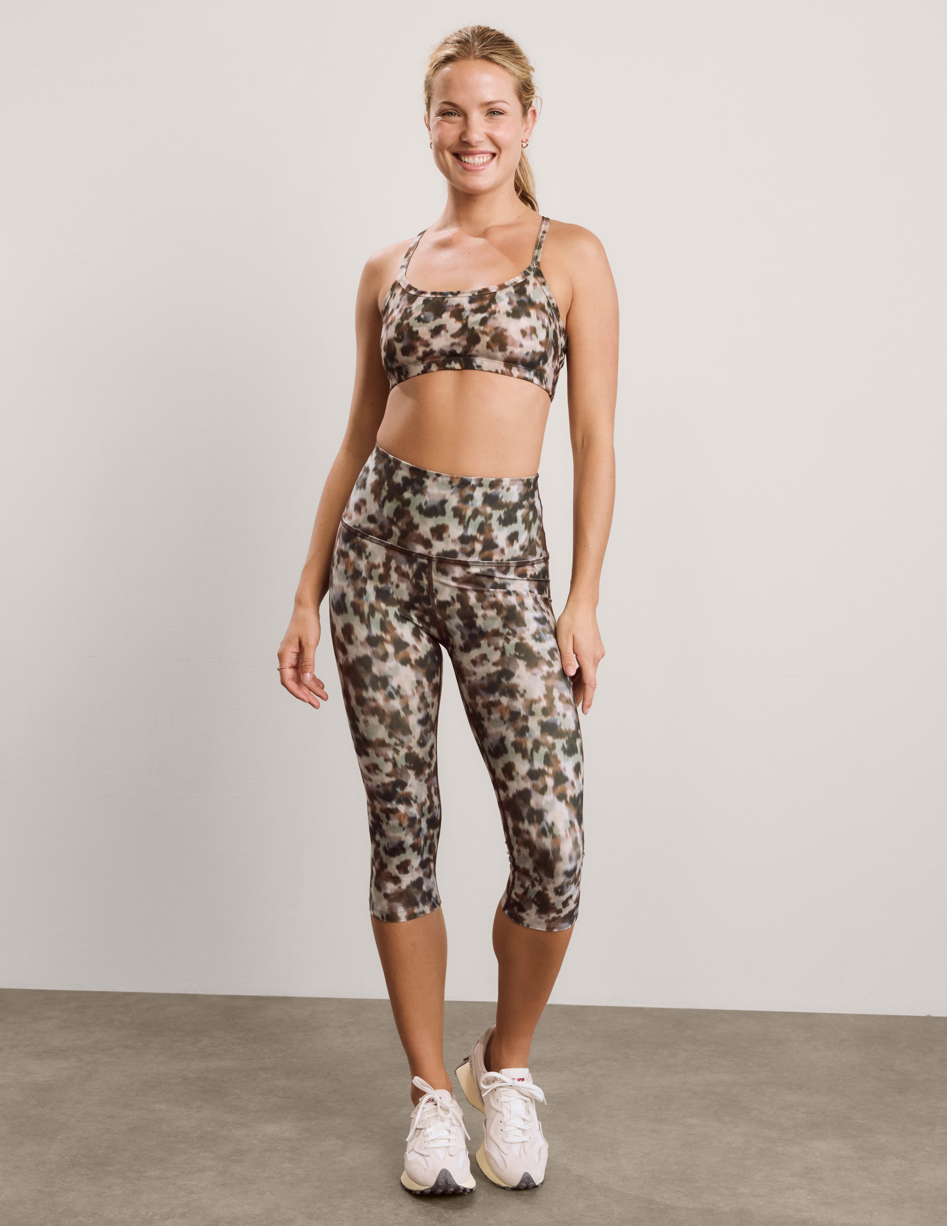 Dappled Roan SoftMark Walk And Talk High Waisted Capri Legging