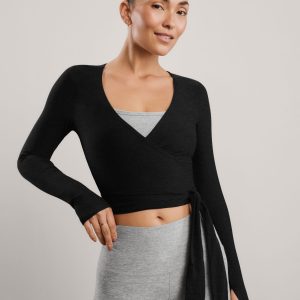 Featherweight Waist No Time Wrap Top